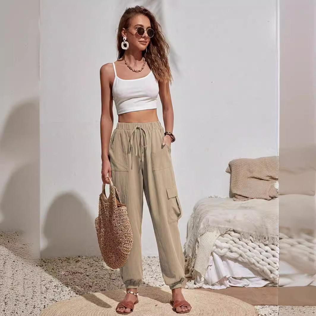 Casual cargo pants for women with elastic waist and practical pockets Chic and Style