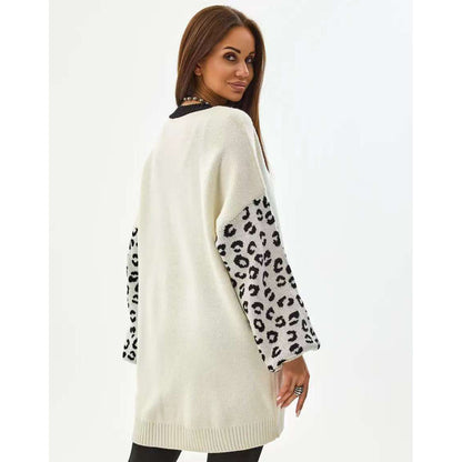 Dames Cardigan tendance avec motif animal et détails de boutons Chic und Stil