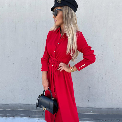 Robe chemise pour femmes avec ourlet asymétrique et ceinture à la taille Chic und Stil