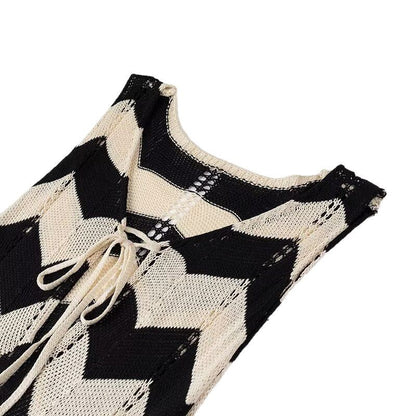 Robe maxi pour dames avec un élégant motif en zigzag et un laçage raffiné Chic und Stil