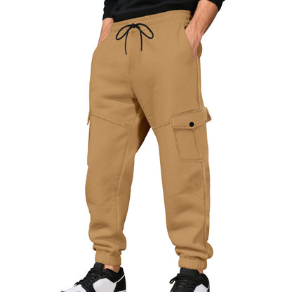 Men's cargo pants with elastic waistband and multiple pockets Chic and style