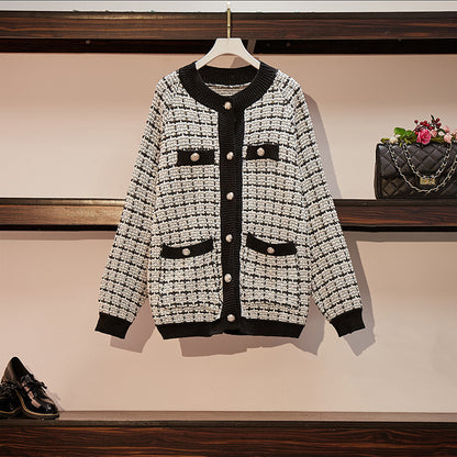 Dames élégant cardigan avec design imprimé et détails de boutons de haute qualité Chic und Stil