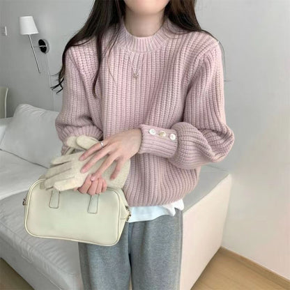 Pull en gros tricot pour femmes avec encolure ras du cou et boutons décoratifs Chic und Stil