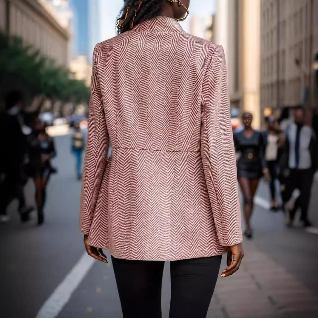 Blazer élégant pour dames en motif chevrons avec silhouette cintrée Chic und Stil