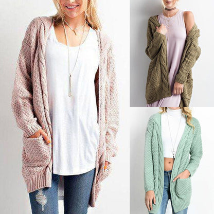 Veste en tricot pour femmes avec poches et structure à motifs en torsades détaillée Chic und Stil