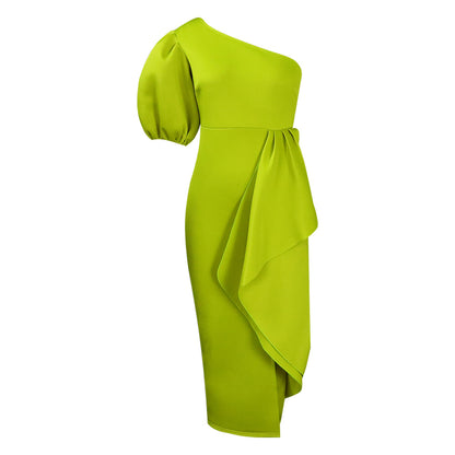 Dames Robe Élégante à Épaule Unique avec Élément Drapé Fluide Chic und Stil