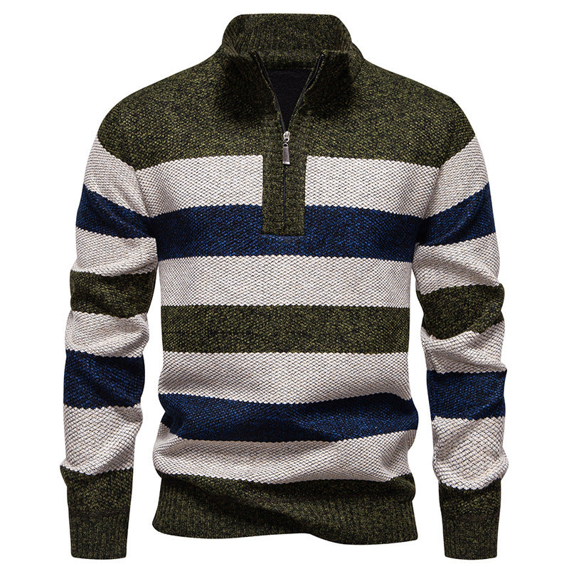 Fashionable knitted pullover for men with half-zip closure and striped pattern Chic und Stil