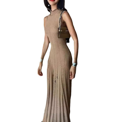 Femmes Robe maxi élégante à col haut et design côtelé raffiné Chic und Stil