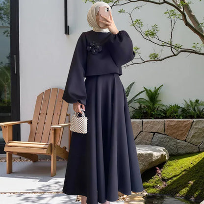 Dames Élégante Robe Maxi avec Manches Bouffantes et Détail Floral Décoratif Chic und Stil