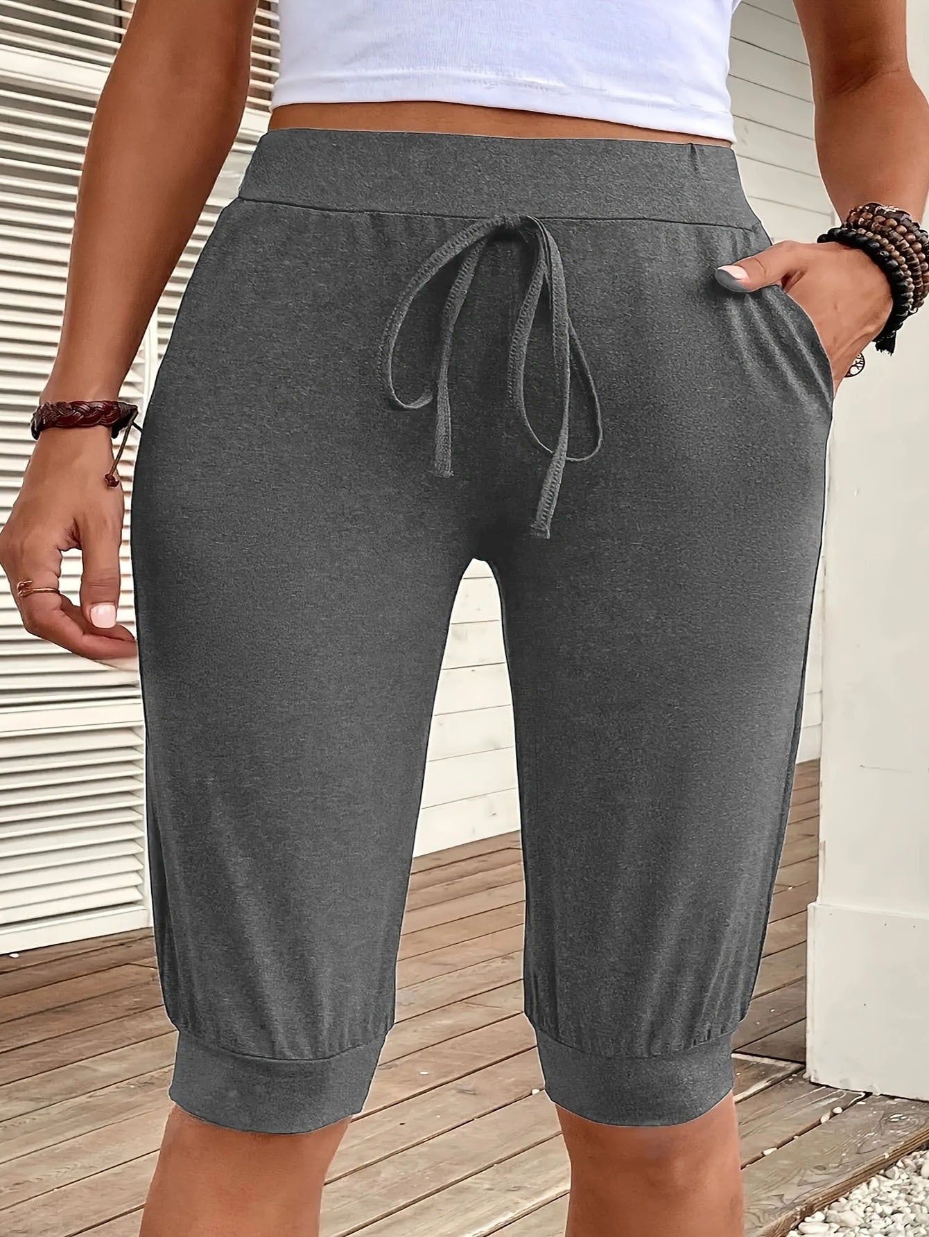 Shorts à capuche pour dames avec cordon de serrage Chic und Stil