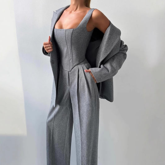 Dames Élégant Combinaison avec coupe cintrée et détails Chic und Stil