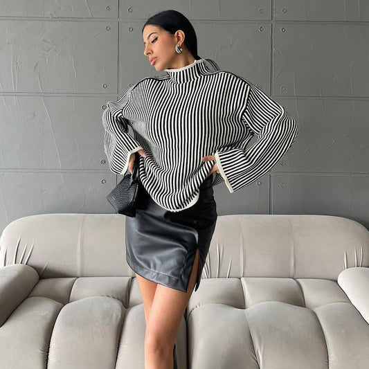 Pull en tricot pour dames avec un col montant décontracté et des rayures élégantes Chic und Stil