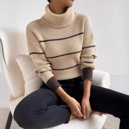 Pull femme avec col haut et motif rayé Chic und Stil