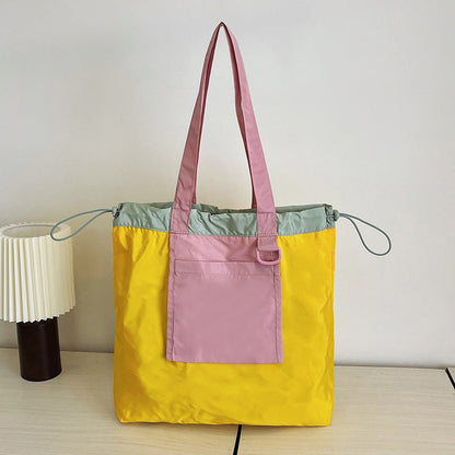 Chic und Stil | Foldable, Waterproof Super Tote Bag
