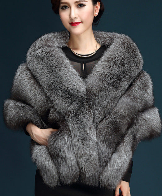 Dames Élégante Écharpe en Fausse Fourrure avec Coupe Volumineuse Chic und Stil