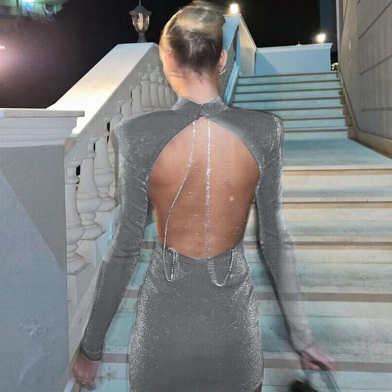 Women's mini dress with shiny detail on the back Chic und Stil