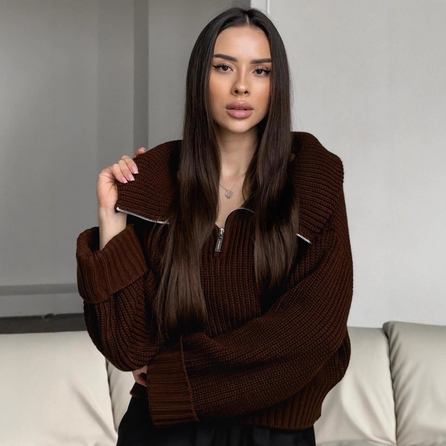 Knitted pullover with high collar and zipper for women Chic und Stil