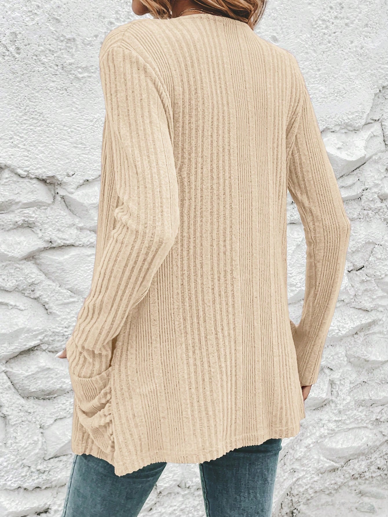 Cardigan long femme avec une fine structure en rib et des poches pratiques Chic und Stil
