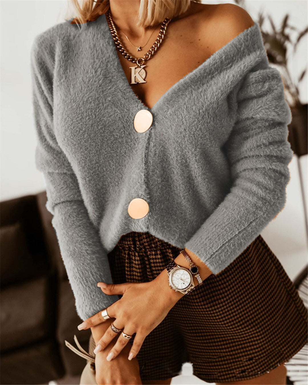 Dames Gilet à col en V doux avec détails de boutons Chic und Stil