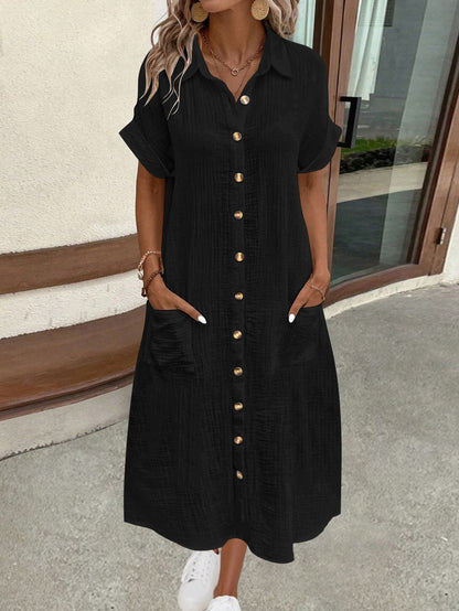 Robe chemise pour femmes avec des boutons décoratifs et des poches pratiques Chic und Stil