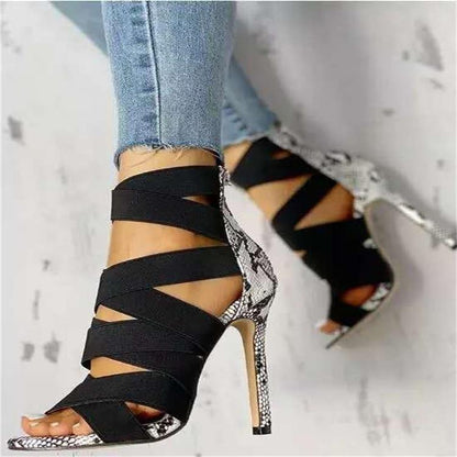 Dames élégants et tendance stilettos avec un design de bande flexible Chic und Stil