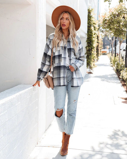 Chemise à carreaux décontractée pour femmes avec poches plaquées Chic und Stil