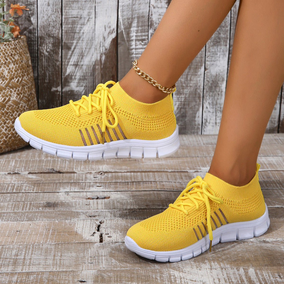 Baskets de sport pour femmes avec dessus en tricot respirant Chic und Stil