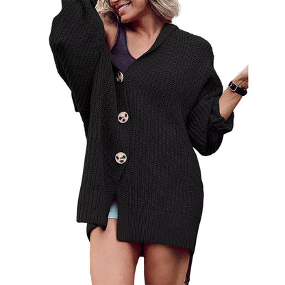 Dames gros tricot cardigan avec capuche et détails de boutons à la mode Chic und Stil