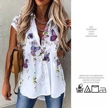 Blouse à manches courtes pour femmes avec motif floral et patte de boutonnage Chic und Stil