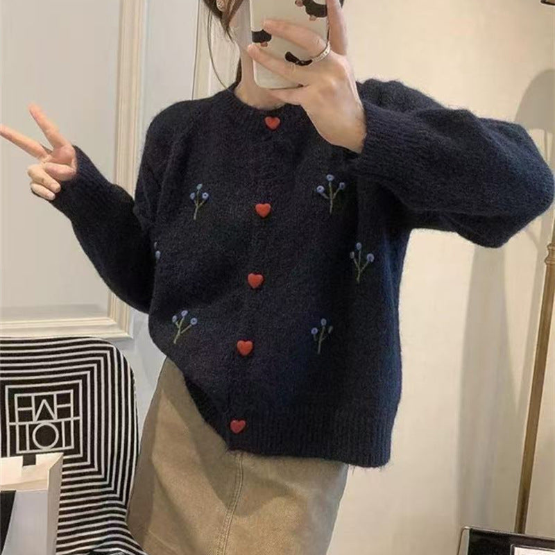 Dames pull-over en tricot douillet avec broderie de cœurs et de fleurs Chic und Stil
