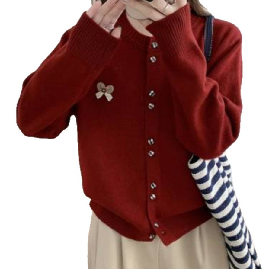 Dames cardigan en tricot confortable avec boutons brillants et application décorative Chic und Stil