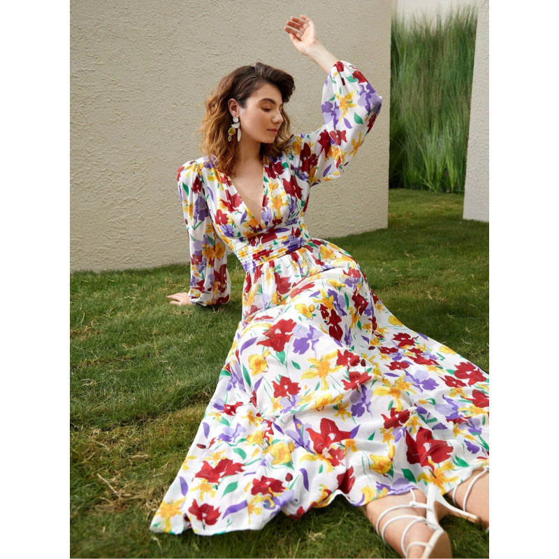 Robe maxi femme avec coupe fluide et motif floral romantique Chic und Stil