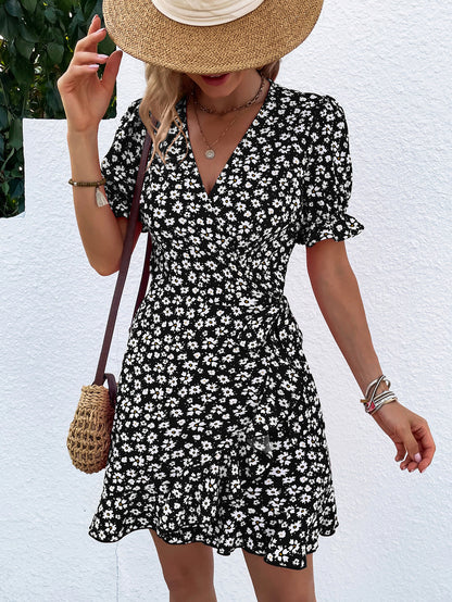 Robe mini portefeuille florale pour dames Chic und Stil