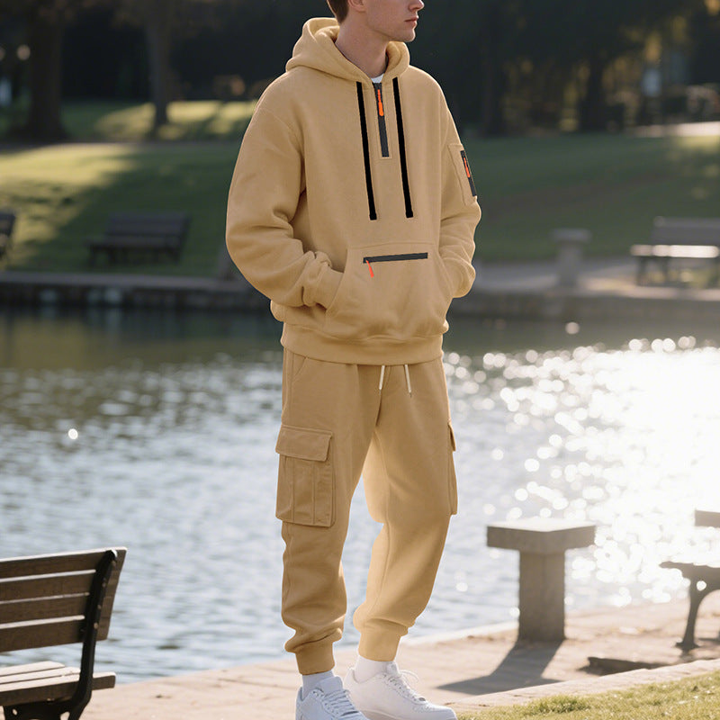 Men's sporty hoodie set and pants with practical pockets Chic and Style