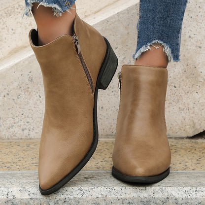 Bottes à talons aiguilles élégantes pour femmes avec un bout pointu et fermeture éclair latérale Chic und Stil