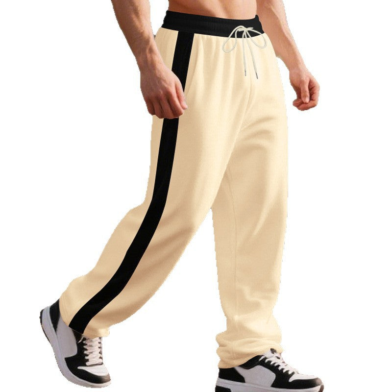 Comfortable sports pants for men with elastic waistband and practical pockets Chic and Style