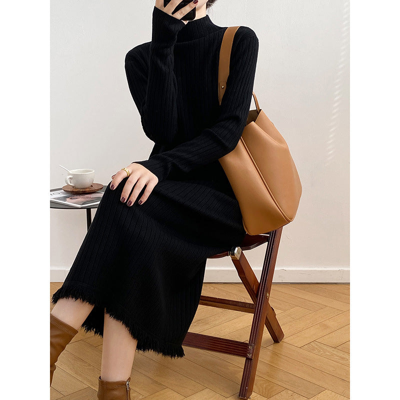Robe en tricot pour femmes avec col montant et motif à rayures Chic und Stil