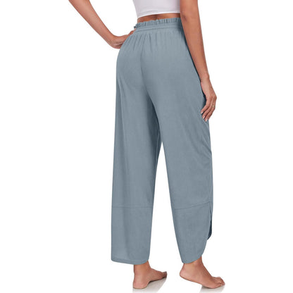 Elegant and lightweight palazzo pants for women with a wide fit Chic und Stil