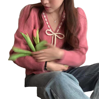 Ladies soft pullover with contrasting buttons and elegant details Chic and Style