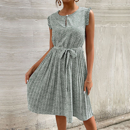 Robe à A plis pour dames avec ceinture à la taille Chic und Stil