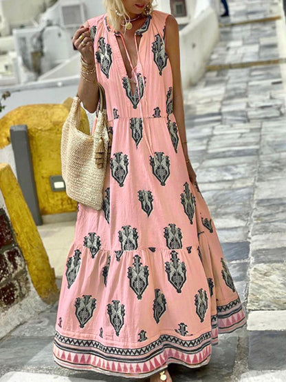 Robe maxi femme avec un élégant motif floral et un décolleté en V profond Chic und Stil