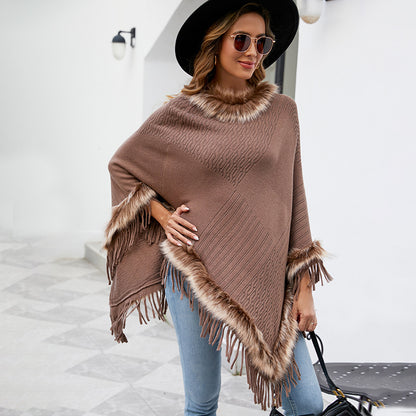 Dames élégant poncho avec col en fausse fourrure luxueuse et franges décadentes Chic und Stil