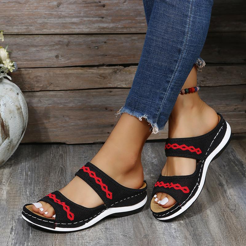 Bottes de confort pour femmes avec des sangles réglables et une tige en matériau respirant Chic und Stil
