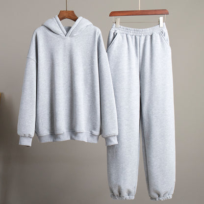 Women sweatshirt jumpsuit and cozy jogging pants Chic and Style
