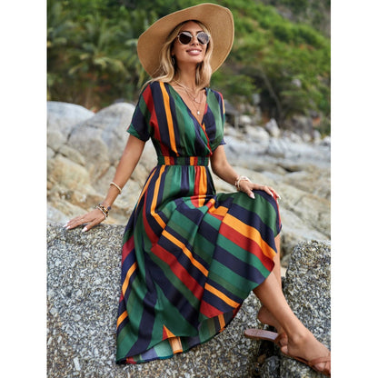 Robe maxi rayée pour femmes avec taille ajustable Chic und Stil