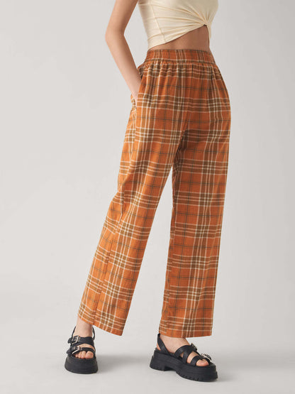Women's Checkered Culotte Pants with Elastic Waist Chic and Style