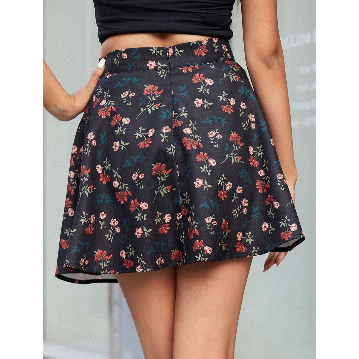 A-line skirt for women with floral patterns and elastic waistband Chic and Style