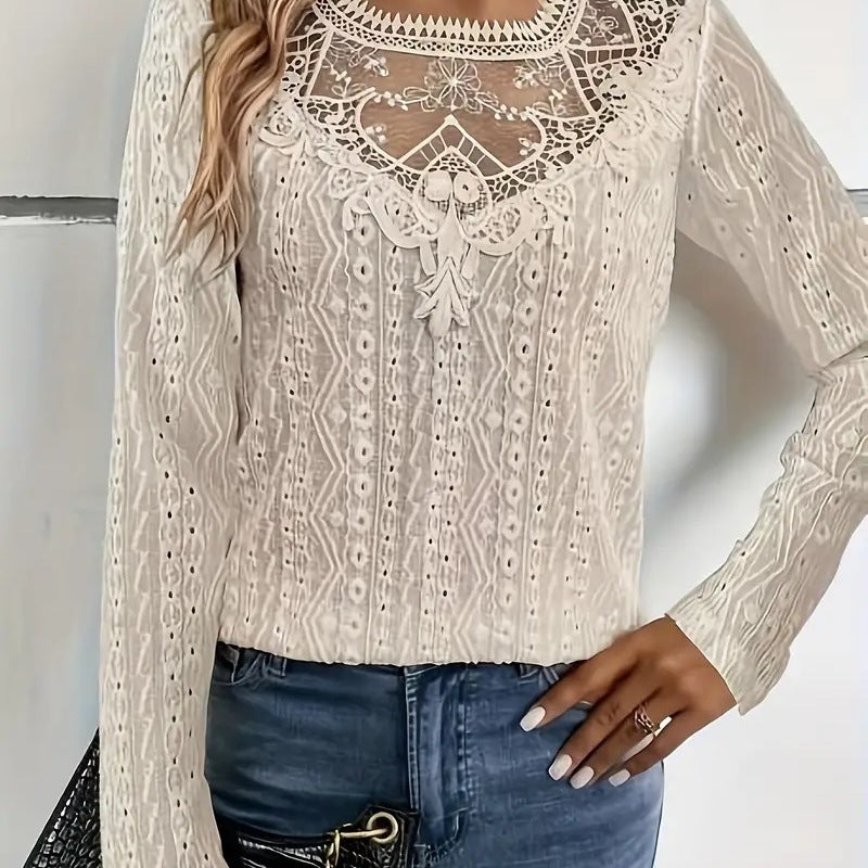 Blouse élégante pour femmes avec des inserts en dentelle et un motif de trous détaillé Chic und Stil