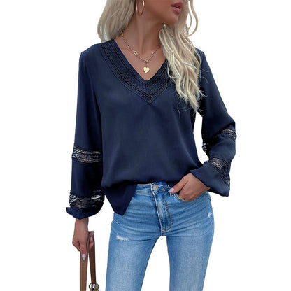 Chemisier pour femme avec un fin bord en dentelle et un élégant décolleté en V Chic und Stil