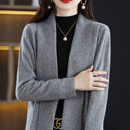 Cardigan pour femmes avec des structures de côtes élégantes et une coupe ouverte Chic und Stil